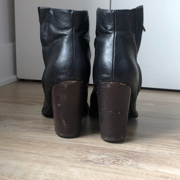 Urban Outfitter Black Leather Bootie - Picture 7 of 9